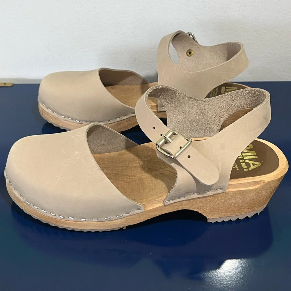 Mia Suede Slingback Clogs Sz 8 EU 38 Mary Janes Buckle Wood Platform Heels Beige - Picture 5 of 9